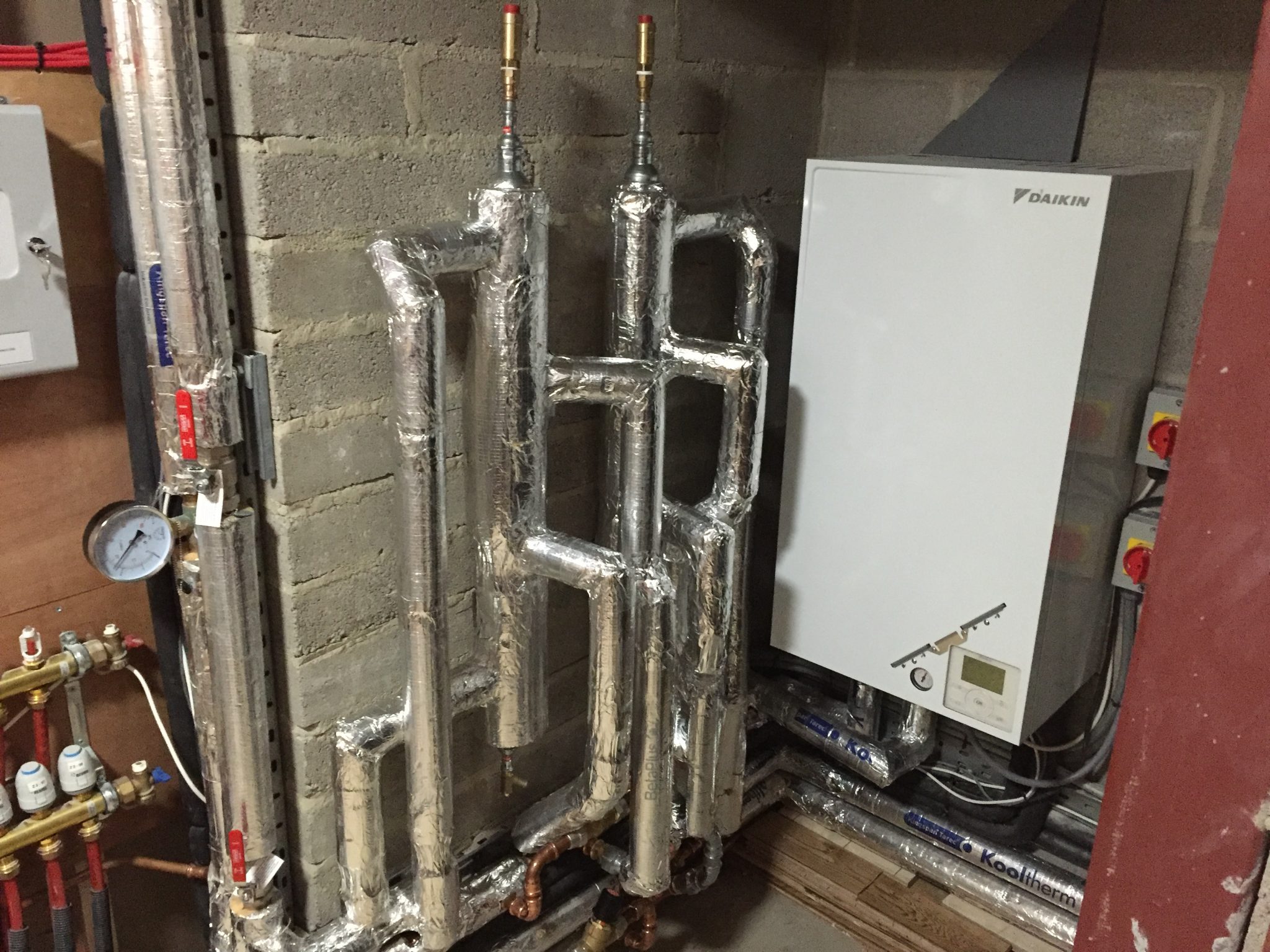 image of indoor heat pump unit